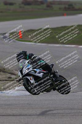 media/Nov-30-2025-TrackDaz (Sun) [[d8b22663df]]/A Group/Session 3 (Off Ramp)/